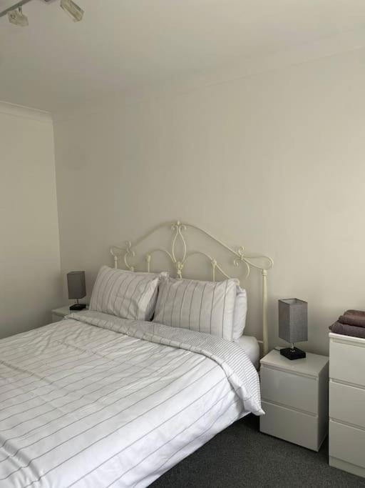 Teith Court Apartment With Private Parking. Стерлінг Екстер'єр фото